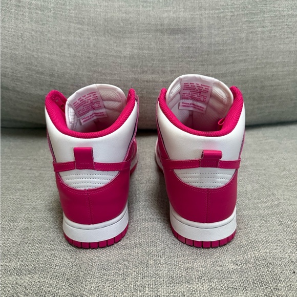 Nike | Women’s High-Top Sneakers in Hot Pink and White Size 8.5 - Picture 5 of 7